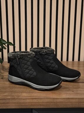 Easy Spirit Quilted Faux-Fur Ankle Boots - Black with Gray Trim
